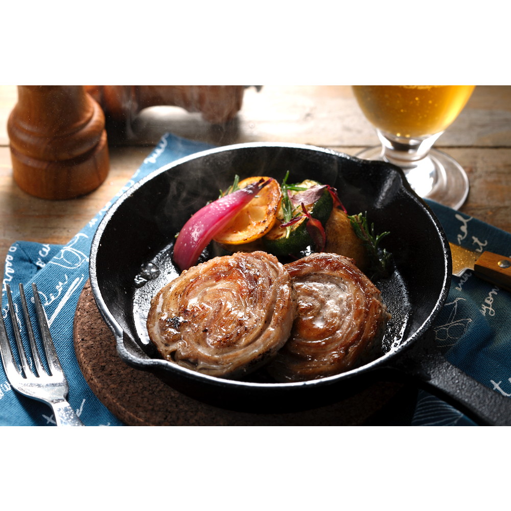 国産黒毛和牛と鹿児島県産黒豚のロールステーキセット