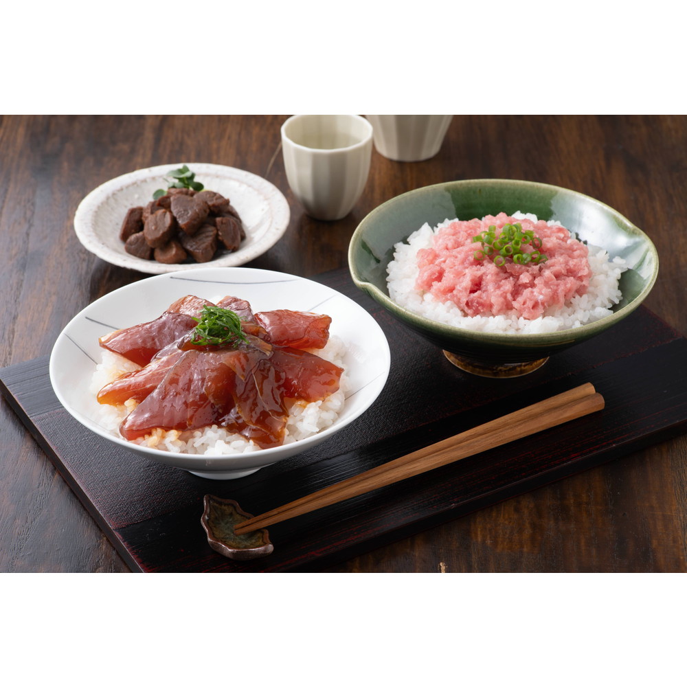 神奈川「三崎恵水産」三崎まぐろ二色丼角煮付