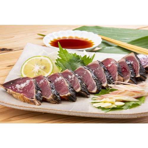 高知「ハマヤ」完全ワラ焼き鰹タタキ「龍馬タタキ」