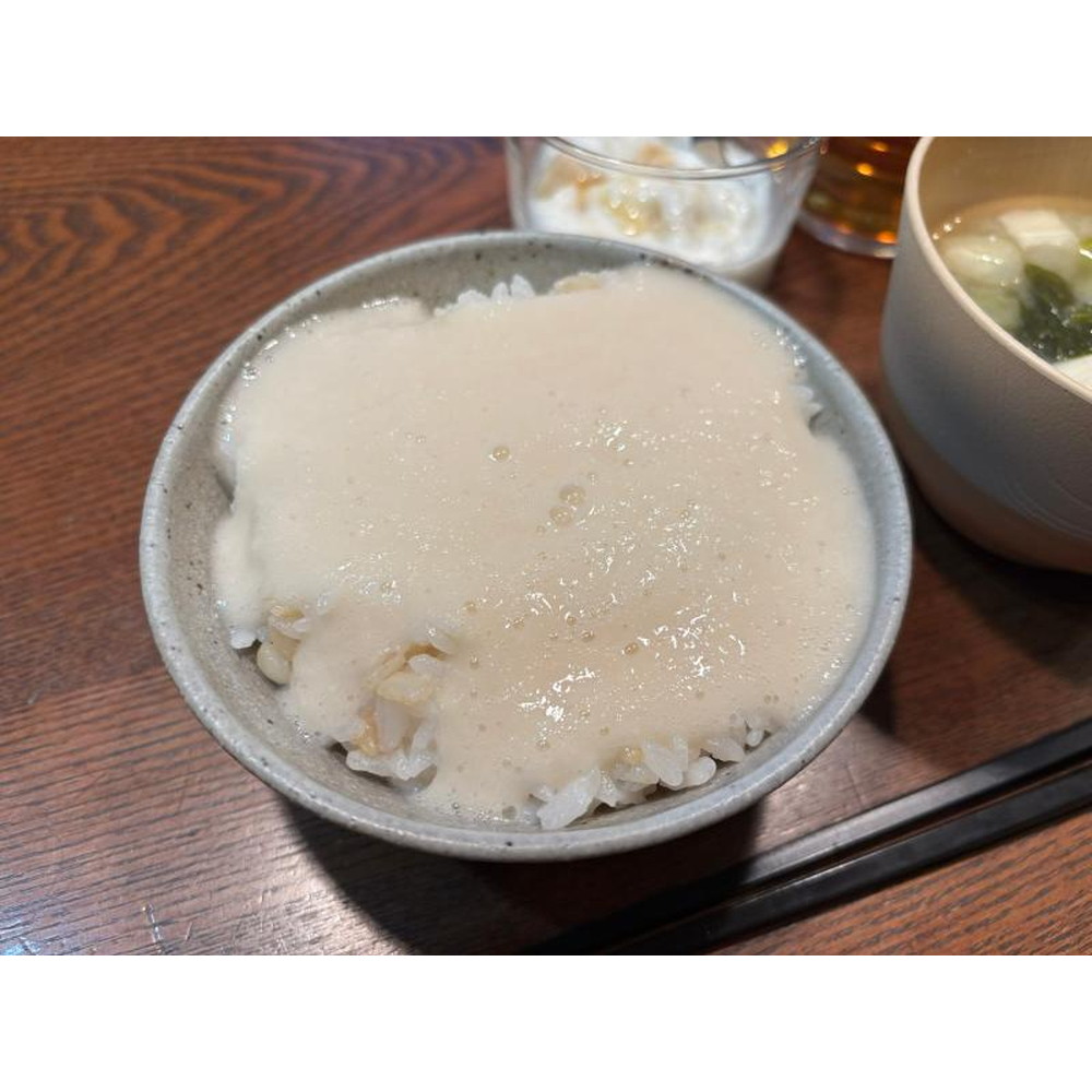 国産大和芋と焼きアゴだしの贅沢とろろ