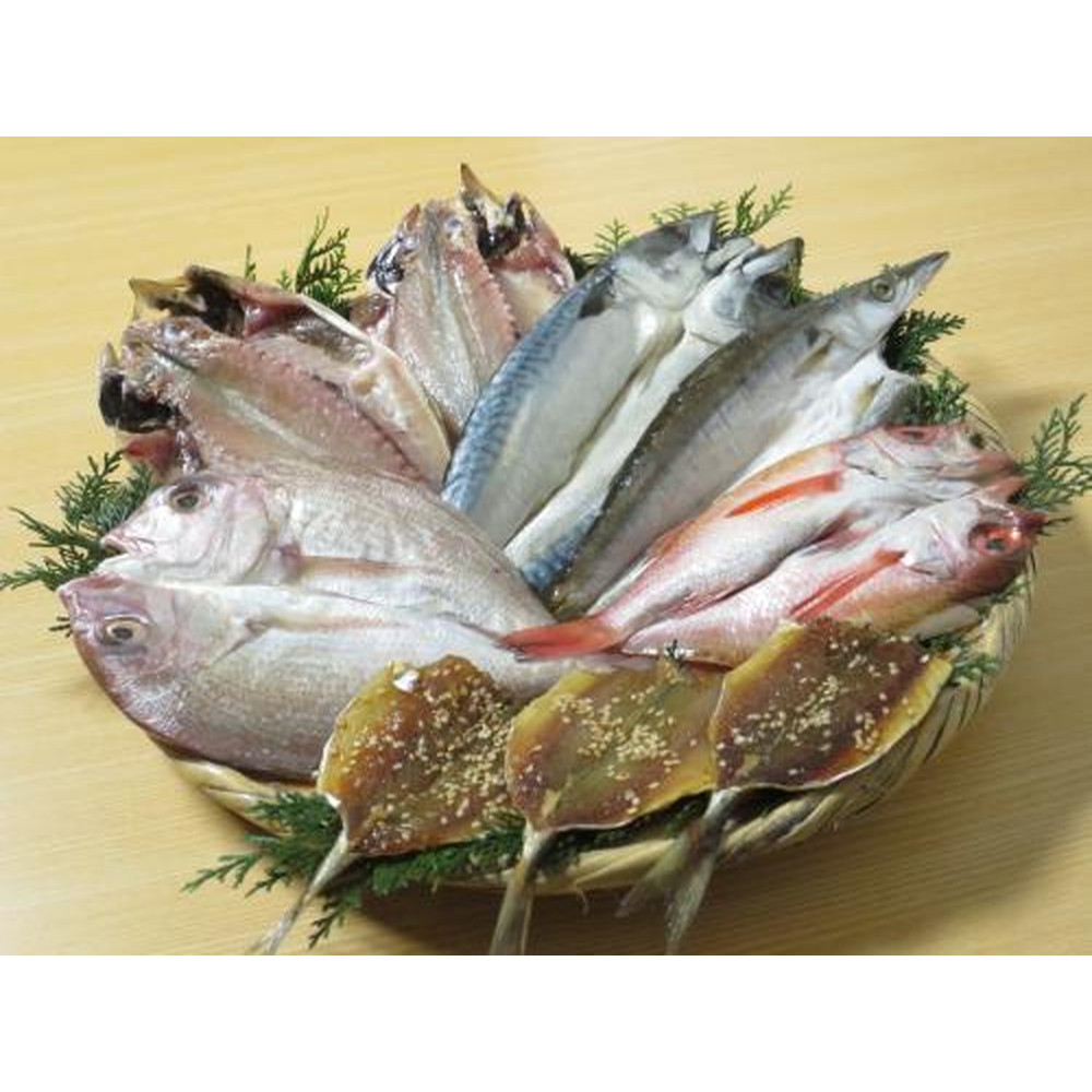 福岡「ウエダ」　九州海鮮ひもの詰合せ